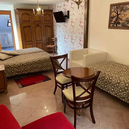 La Grange Du Pape - Annexe De L'hotel La Ferme Du Pape אגויסהיים