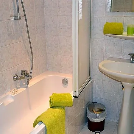 La Grange Du Pape - Annexe De L'hotel La Ferme Du Pape 3*